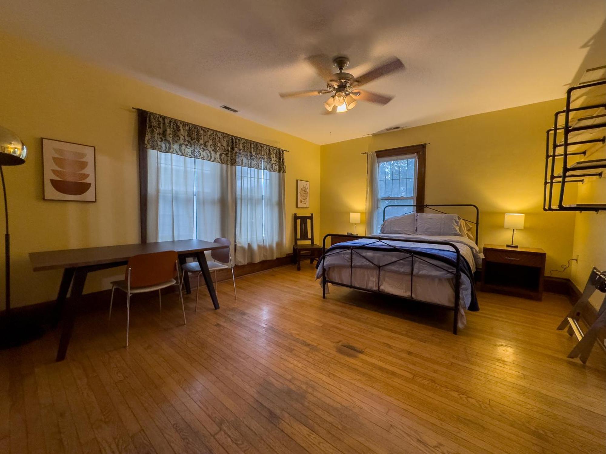 Elk River Hotel & Cafe Sutton Экстерьер фото