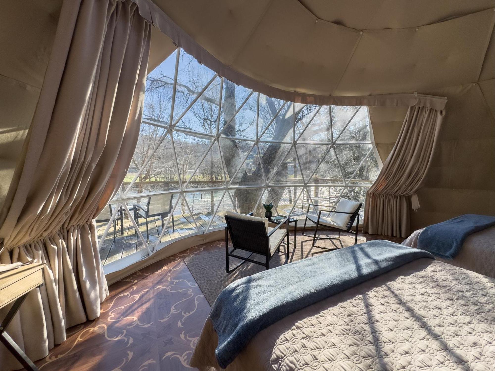 Elk River Hotel & Cafe Sutton Экстерьер фото